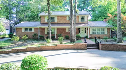 1605 Brentwood Dr, Athens, TN 37303