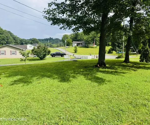 276 Parkview Dr, Oneida, TN 37841 photo 30