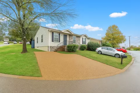 538 Cedar Dr, Nashville, TN 37211