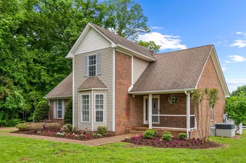 2391 Double Branch Rd, Columbia, TN 38401