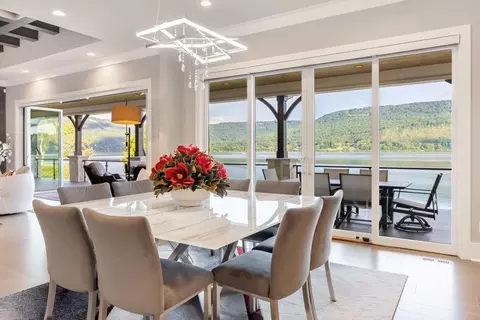 Dining - 290 Edgewater Way, Jasper, TN 37347 photo 1 of 6