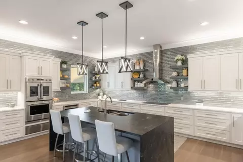 Kitchen - 290 Edgewater Way, Jasper, TN 37347 photo 4 of 9