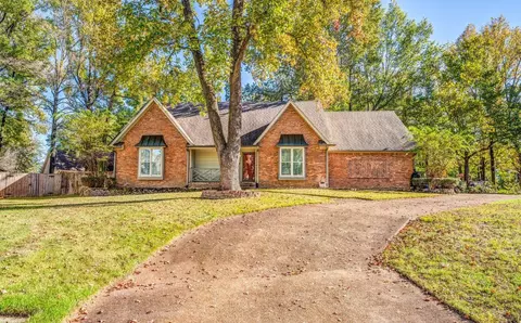 2804 Wood Run Cv, Cordova, TN 38016