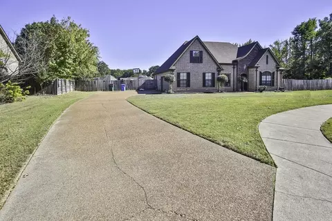 5622 Falconwood Dr, Arlington, TN 38002