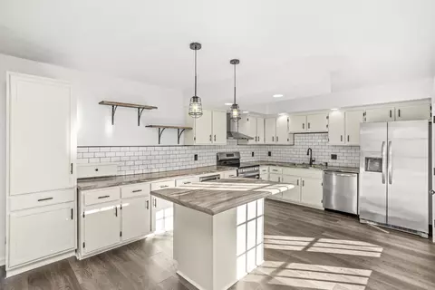 240 Cedarwood Ln, Madison, TN 37115