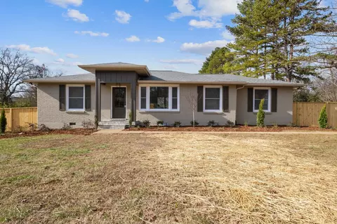 517 Lemont Dr, Nashville, TN 37216