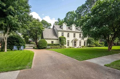 2880 Sweetwood Dr, Germantown, TN 38138