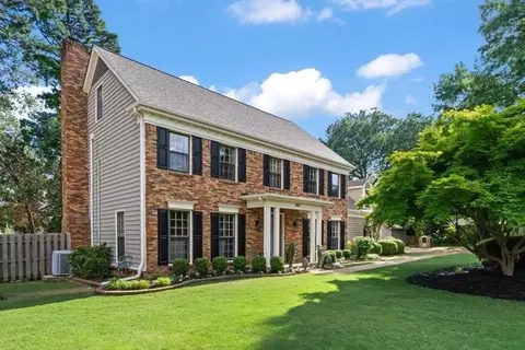 8691 Cumbernauld Cir, Germantown, TN 38139