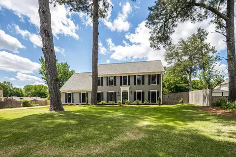 2833 Misty Creek Cv, Germantown, TN 38138