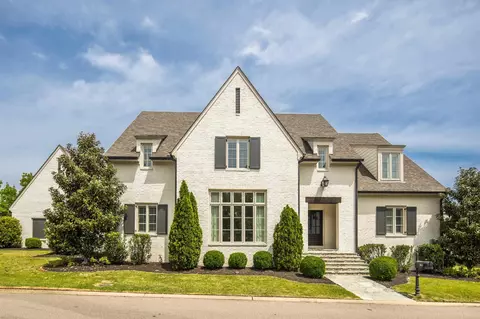 361 Angelwood Cir, Memphis, TN 38120