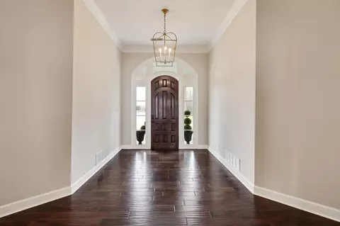 10471 Collierville Rd, Collierville, TN 38017 photo 2