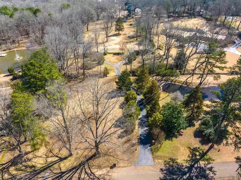 2250 Duntreath Rd, Memphis, TN 38139