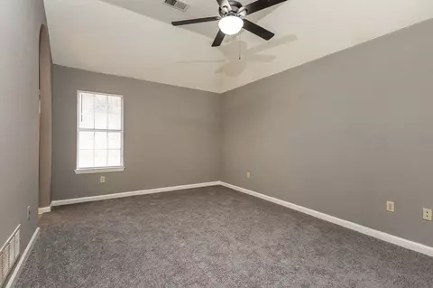 5583 Blocker St, Olive Branch, MS 38654 photo 8