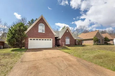 5583 Blocker St, Olive Branch, MS 38654