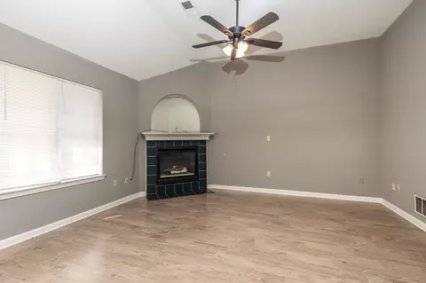 5583 Blocker St, Olive Branch, MS 38654 photo 15