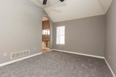 5583 Blocker St, Olive Branch, MS 38654 photo 9