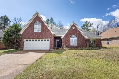 5583 Blocker St, Olive Branch, MS 38654 photo 2