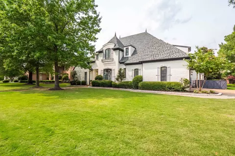 9360 Parkgate Dr, Germantown, TN 38139