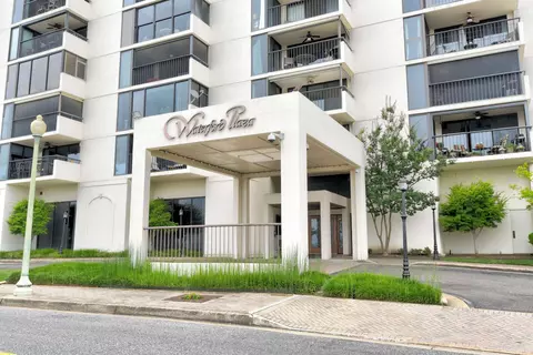 200 Wagner Pl #1504, Memphis, TN 38103