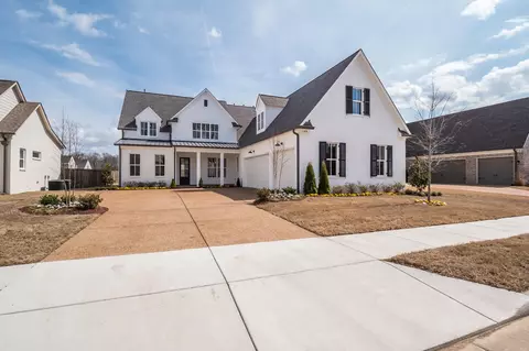 1374 Belfair Dr, Collierville, TN 38017