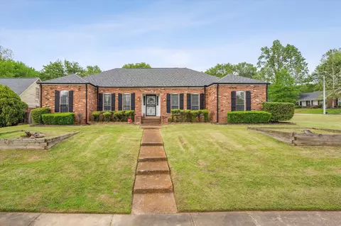 7094 Crestridge Rd, Memphis, TN 38119