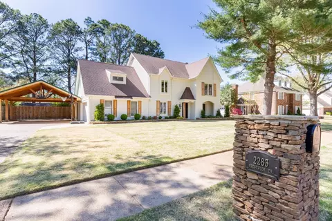 2283 Prestwick Dr, Germantown, TN 38139