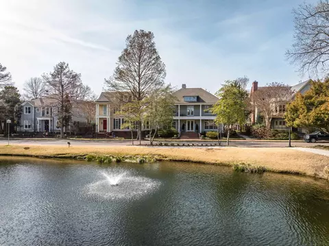 877 Harbor Bend Rd, Memphis, TN 38103