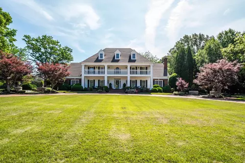 2500 Johnson Rd, Germantown, TN 38139