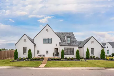 6595 Corinne Oak Ct, Memphis, TN 38119