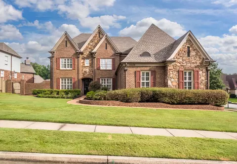 10256 Ivy Oak Dr, Arlington, TN 38002