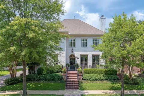 944 S Colbert St, Collierville, TN 38017
