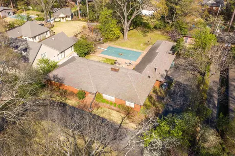 106 E Cherry Dr, Memphis, TN 38117 photo 1