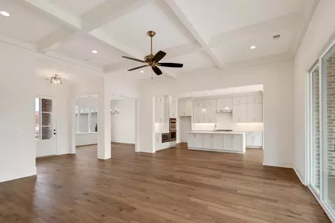10145 Nighthawk Cv, Collierville, TN 38017 photo 4