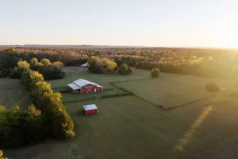 358 Jack Pickle Rd, Lewisburg, TN 37091