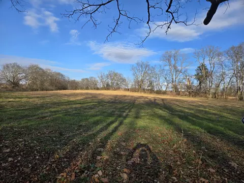 8 Deshea Creek Rd, Gallatin, TN 37066