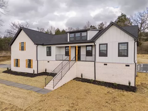 445 Bridle Path, Hartsville, TN 37074
