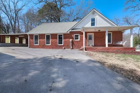 301 Westwood Dr, Mcminnville, TN 37110