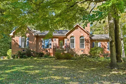 104 Kemper Ct, Springfield, TN 37172