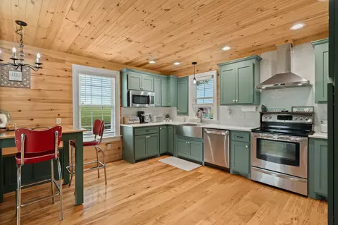 Kitchen - 5867 Borthick Rd, Springfield, TN 37172 photo 1 of 2