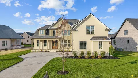 1103 Collin Dr, Lebanon, TN 37087
