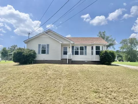 588 Joshua Dr, Clarksville, TN 37042