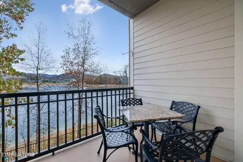 Exterior - 112 Sandpiper Ln, Bean Station, TN 37708 photo 1 of 6