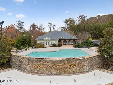 Exterior - 112 Sandpiper Ln, Bean Station, TN 37708 photo 4 of 6