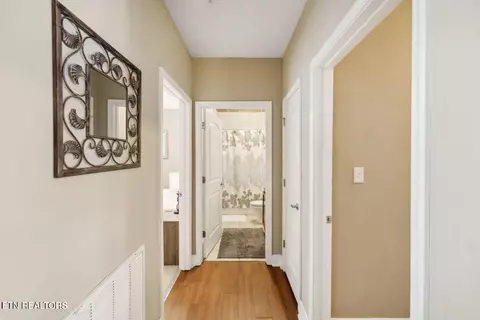 Entry Way - 112 Sandpiper Ln, Bean Station, TN 37708 photo 3 of 3