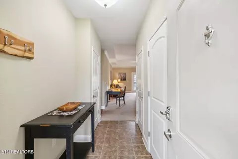 Entry Way - 112 Sandpiper Ln, Bean Station, TN 37708 photo 1 of 3