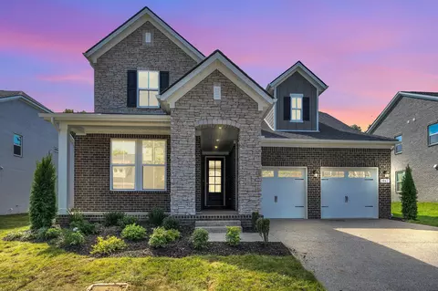 1061 Sycamore Ests, Nashville, TN 37211