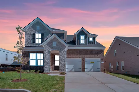 215 S Dunnwood Ln, Mount Juliet, TN 37122