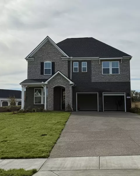 268 Pin High Dr, Mount Juliet, TN 37122