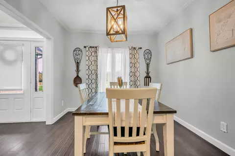 Dining - 835 Hicks Rd, Dickson, TN 37055 photo 1 of 2