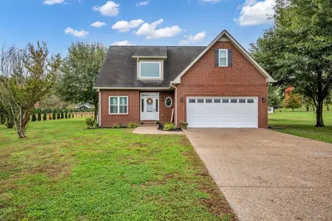 835 Hicks Rd, Dickson, TN 37055